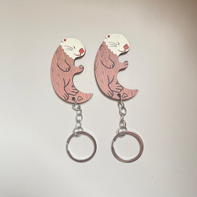 Creative Simulation Wooden Couple Otter Keychain