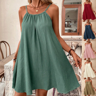 Robe courte dos nu à bretelles fines