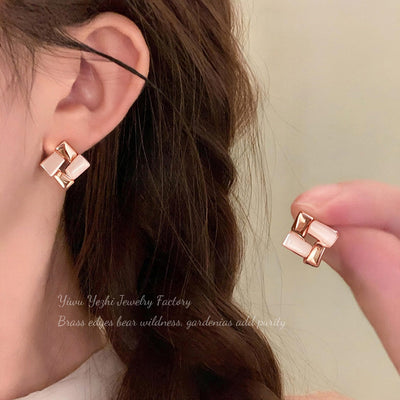 Boucles d'oreilles en nacre rose patchwork géométrique or rose, simples et élégantes, pour le quotidien et le bureau, accessoire tendance pour femme